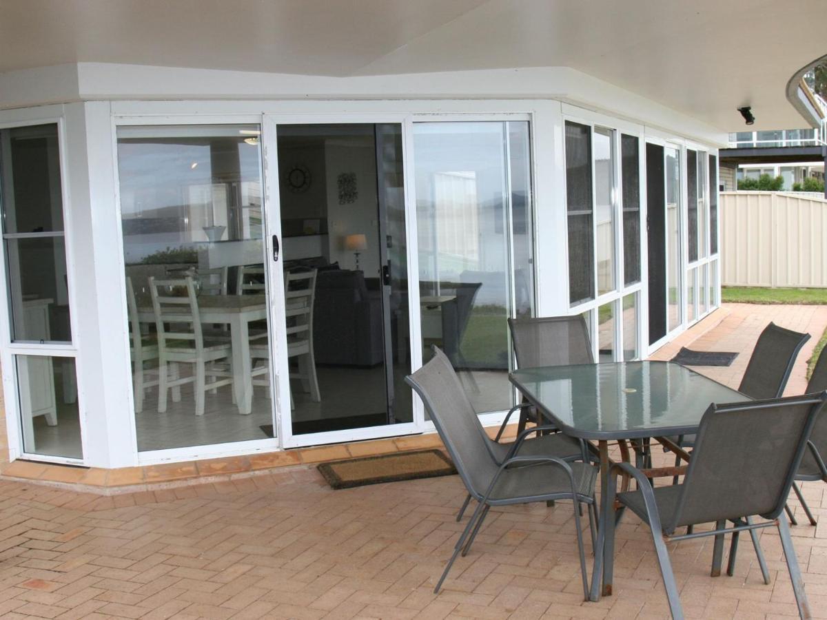 The Clippers 1 Fabulous Waterfront Unit Apartment Salamander Bay Bagian luar foto