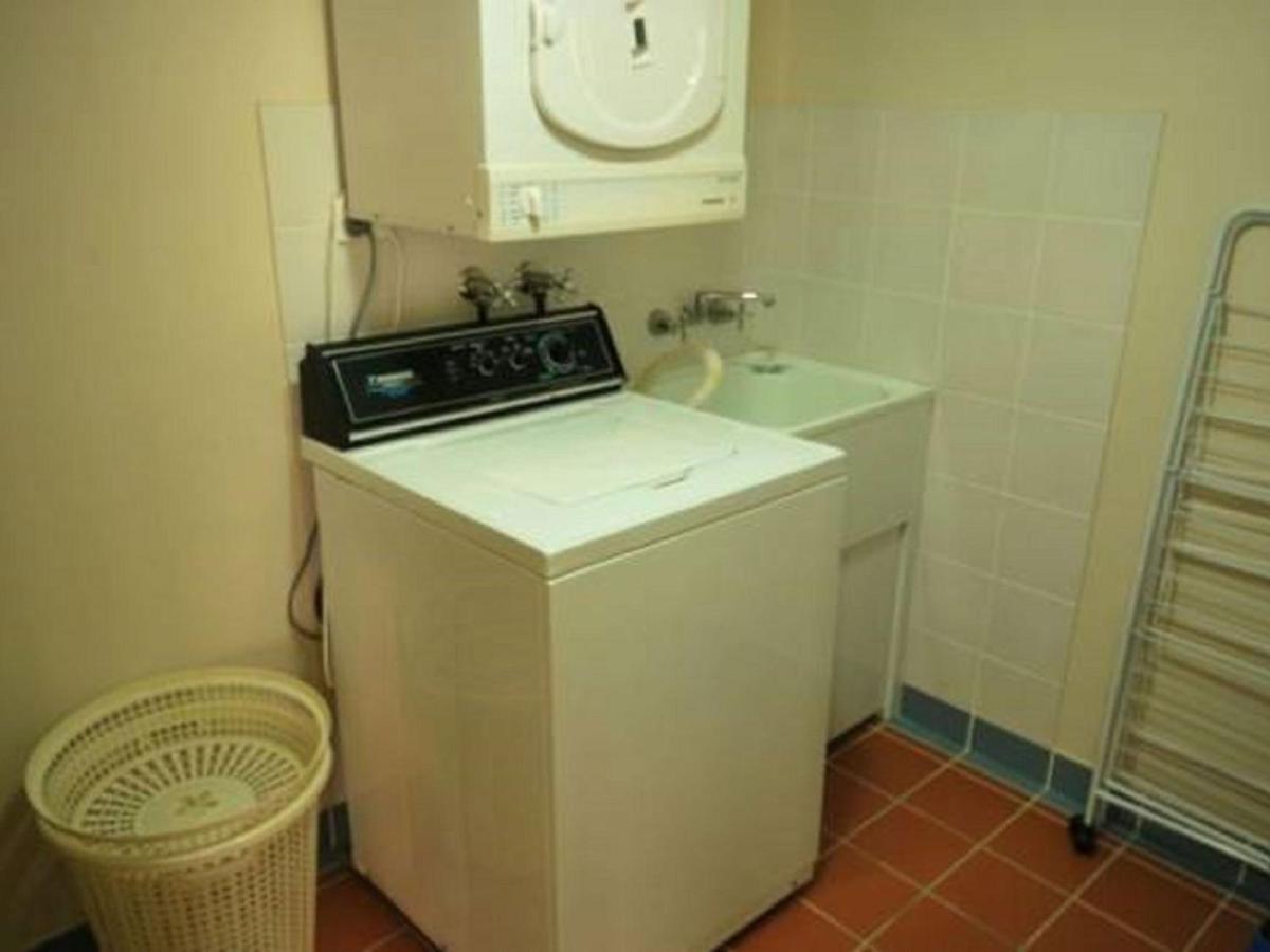 The Clippers 1 Fabulous Waterfront Unit Apartment Salamander Bay Bagian luar foto